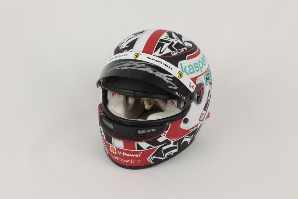 Casque Bell Charles Leclerc 2021 sur socle exposition collection état neuf
