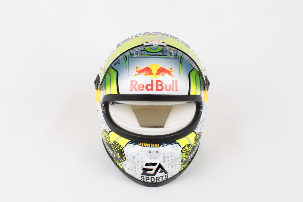 Signature Max Verstappen au centre de la visière ouverte casque F1 Las Vegas 2023