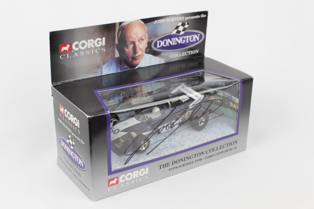 Miniature Corgi Classics Surtees TS9B Donington Collection signée John Surtees profil gauche