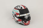 Détail logos sponsors Shell Mission Winnow casque Bell Leclerc Ferrari 2021